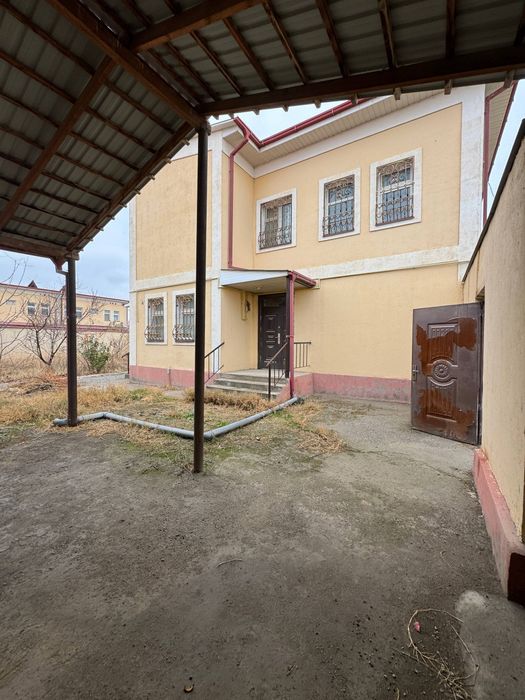 Зудлик билан сотилади 4 хона 4 сотихли 2 этажли катедж Ф.Косимова