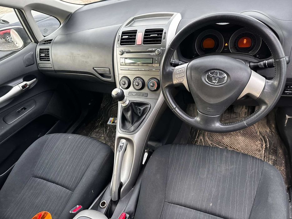 Toyota Auris 2.0 D-4D 126к.с 2008г