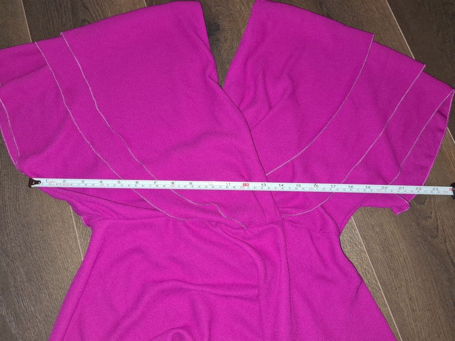 Rochie magenta Anca Mazilu, potrivita pentru masura M
