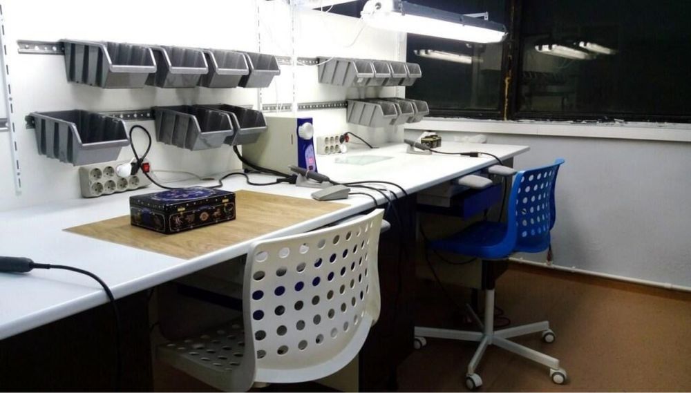 Сдается рабочий стол для зубного техника