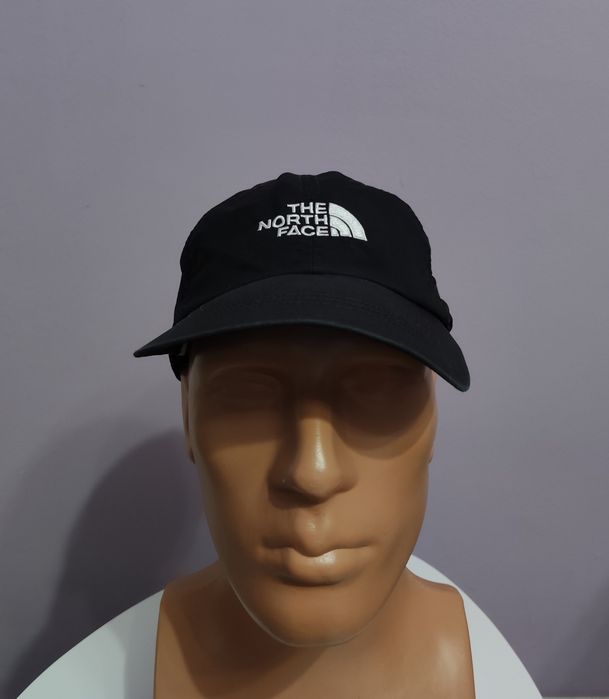 The North Face S size шапка с козирка