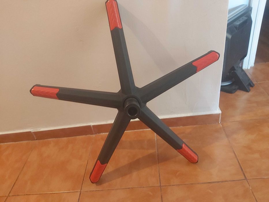 Baza scaun birou (editie gaming) in stare foarte buna (soclu steluta)