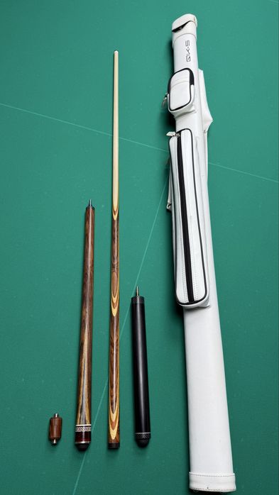 Продам бильярдный кий.