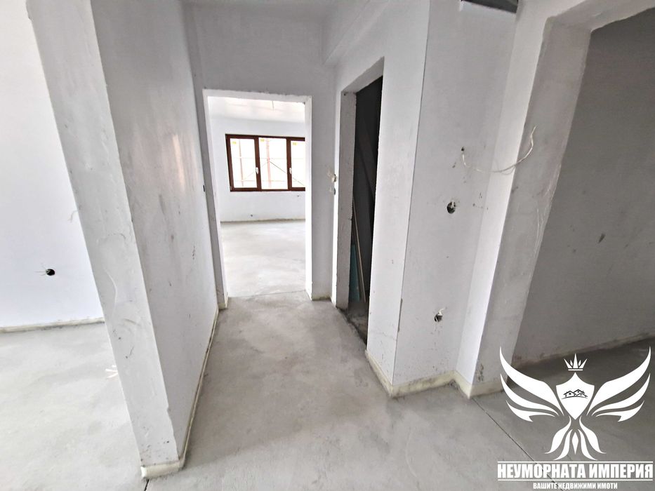 Продавам нов тристаен 91кв. ет. 2 в гр.Асеновград, кв.Стадиона