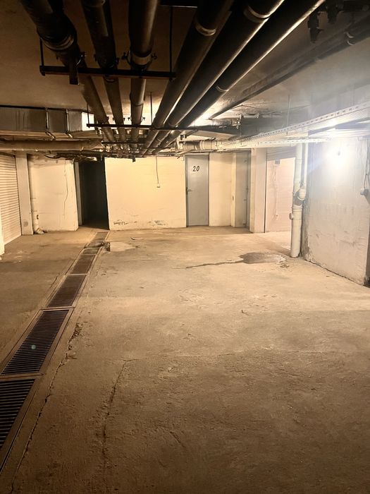 Дава се под наем Гараж / Паркомясто в София, Гео Милев - 14 кв.м за 120 € - Снимка #3