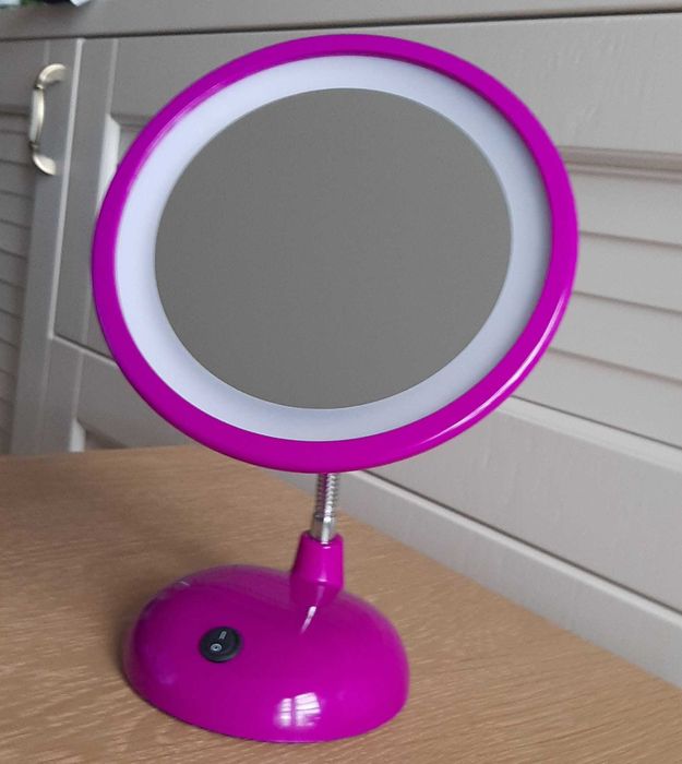 LED Козметично увеличително огледало