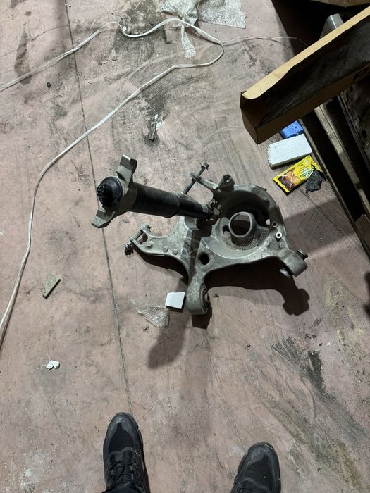 Заден десен шенкел+ амортесьор Ford Mustang GT 2018+