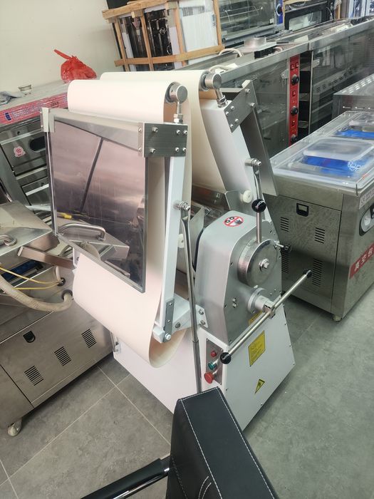 Тестораскладка ускунаси сотилади