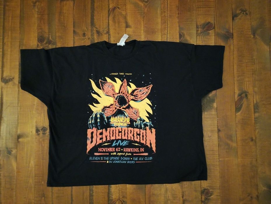 Stranger things - тениска