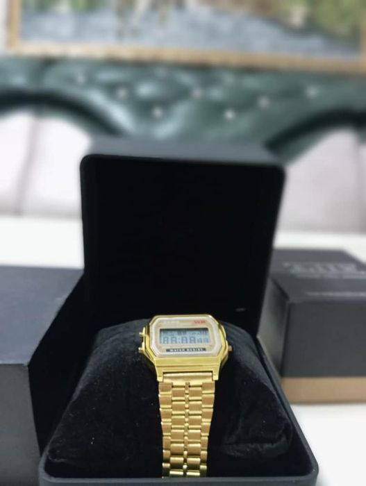 Механические часы, Кварцевые часы, Спортивные часы