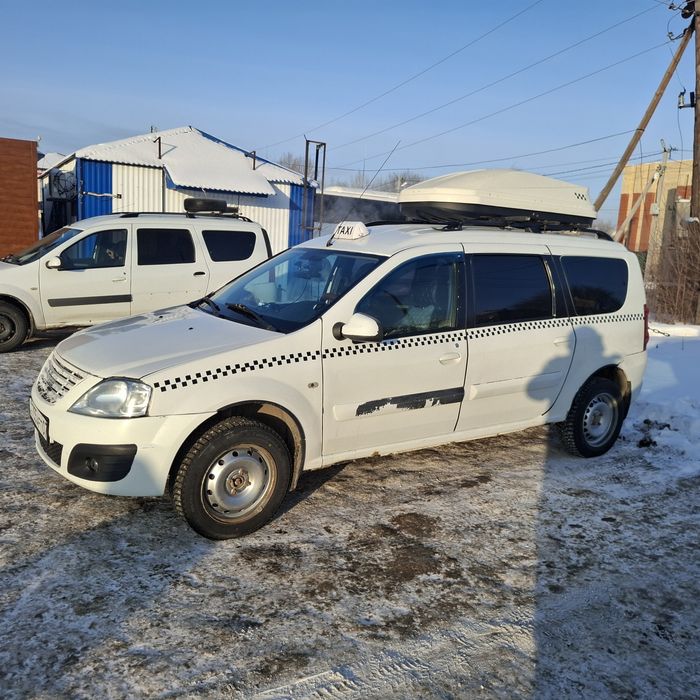 Продам машину Largus Renault мотор 16