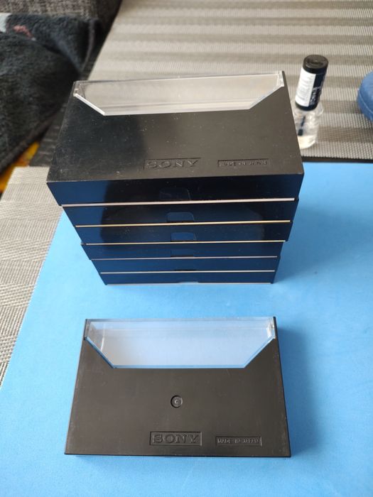 Carcase casete audio tdk.sony.maxell