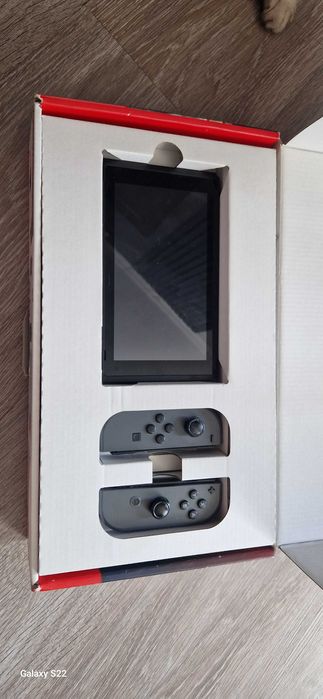 Продам Nintendo switch