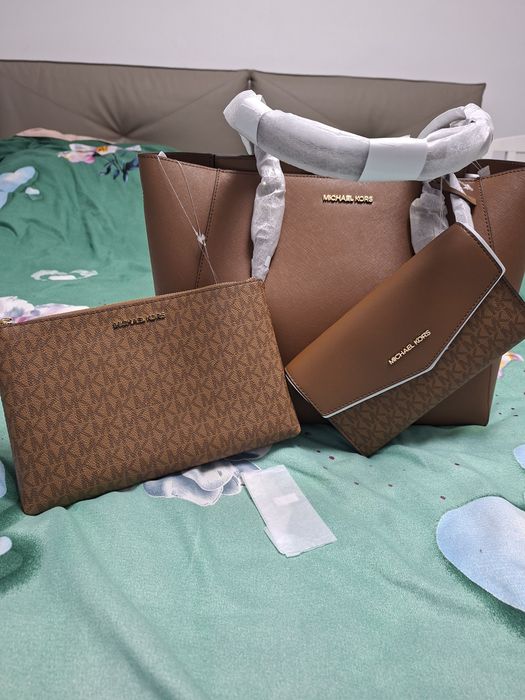 Vind geanta Michael Chors