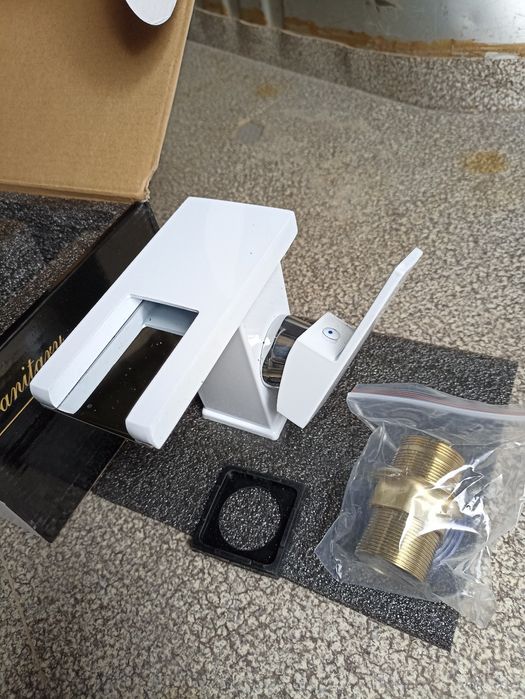 Смеситель для раковины