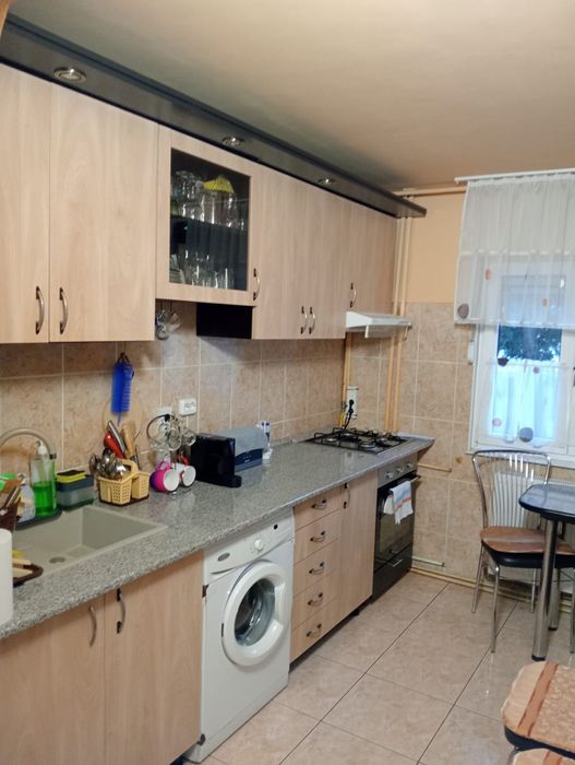 Apartament cu 2 camere.