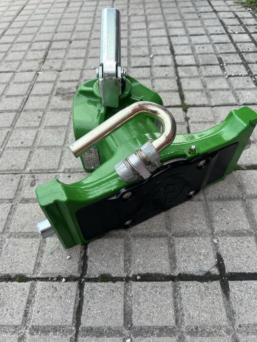 Cuplă tractor John Dere