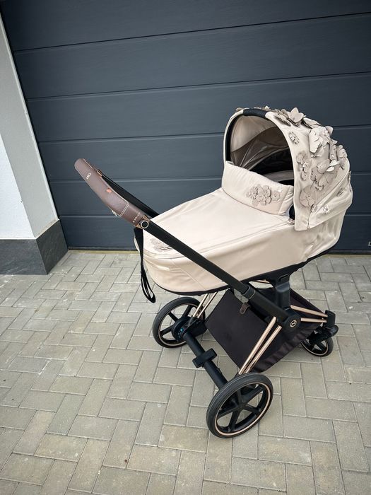 Количка Cybex E Priam Simply Flowers - пълен комплект
