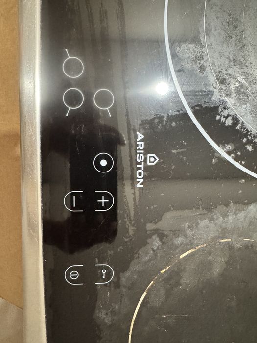 Продам встраиваемую электроплиту