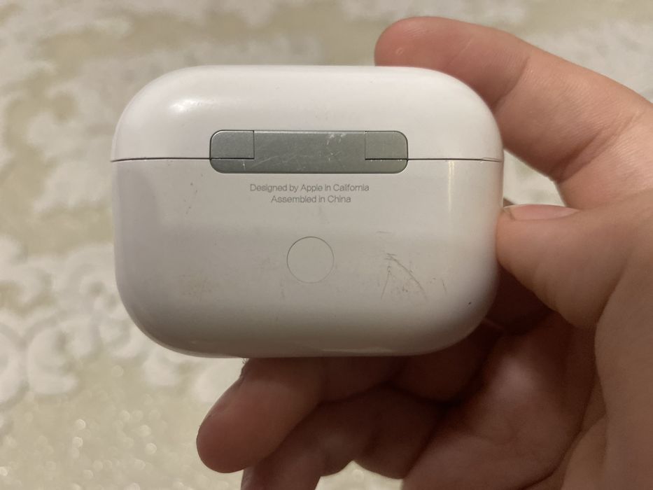 Продам AirPods Pro