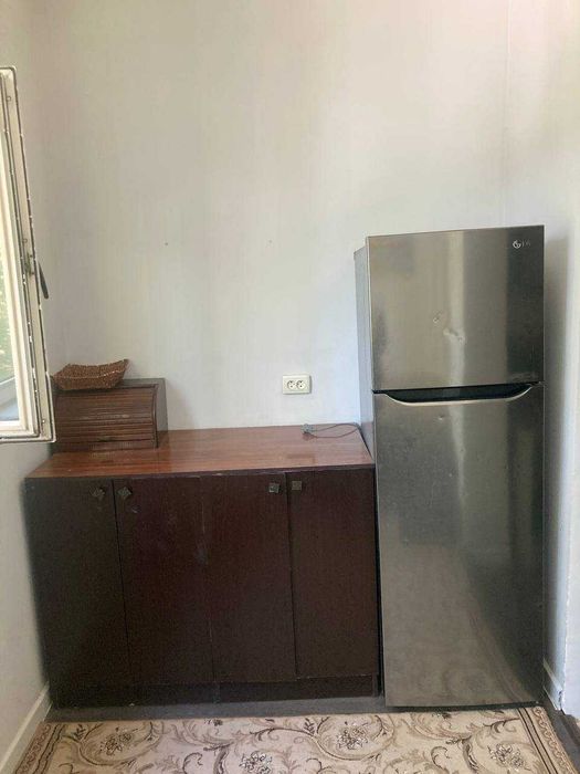 Юнусабад 4 продаётся квартира 2/4/4