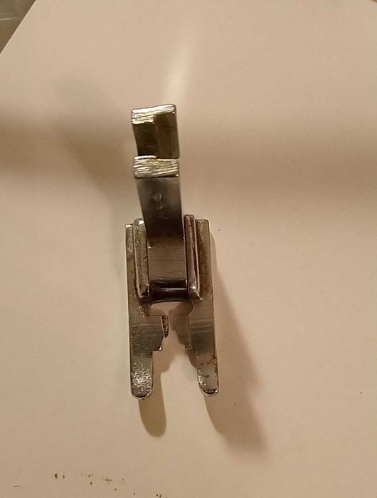 крачета-подгъвачи,грайфер ,ремък за домашна шевна машина