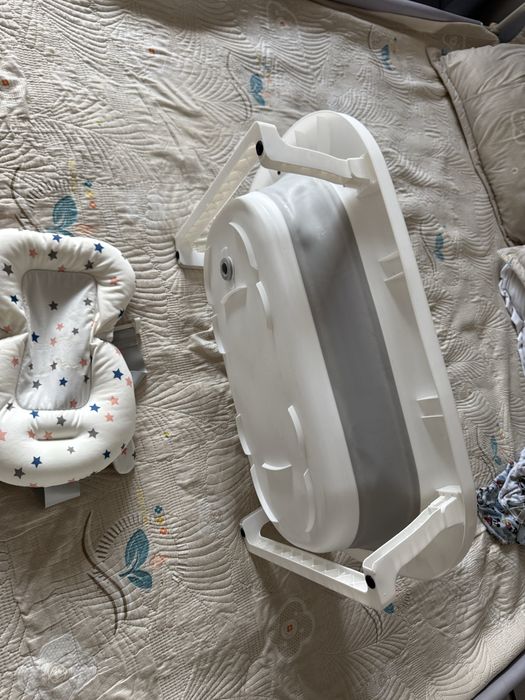 Ванночка для малышей складная