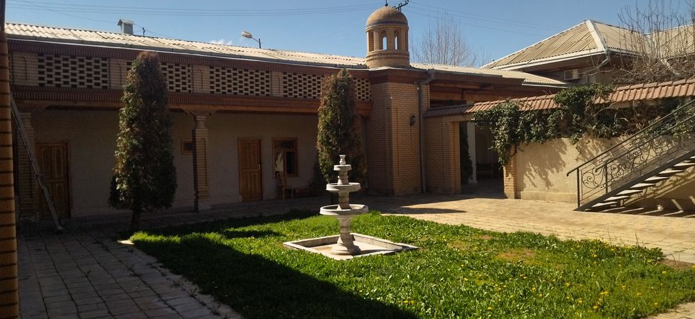 Узбекистанская.19-соток.Срочно продаётся Гостиница.