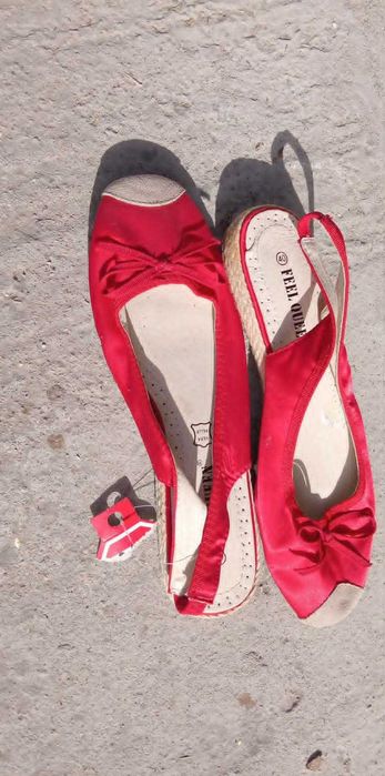Sandale / Balerini noi din piele naturala Feel Queen, marimea 40 - Rosii
