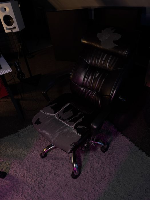 компьютерное кресло