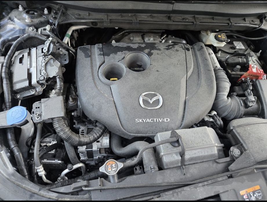 Dezmembrez Mazda CX-5 2.2