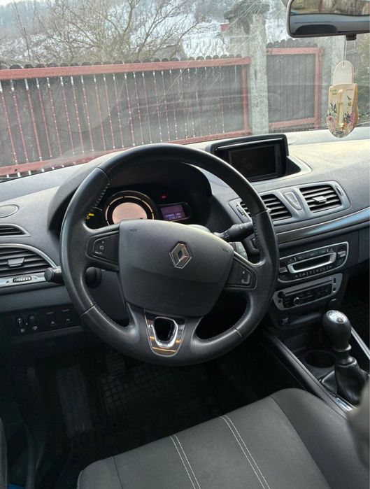 RENAULT Megane 2013 — imagine 9