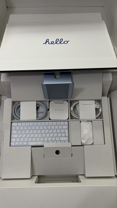 iMac 24 M1 8-core CPU 512 SSD