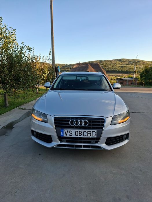 Vând Audi A4 B8  2.0 CAGA