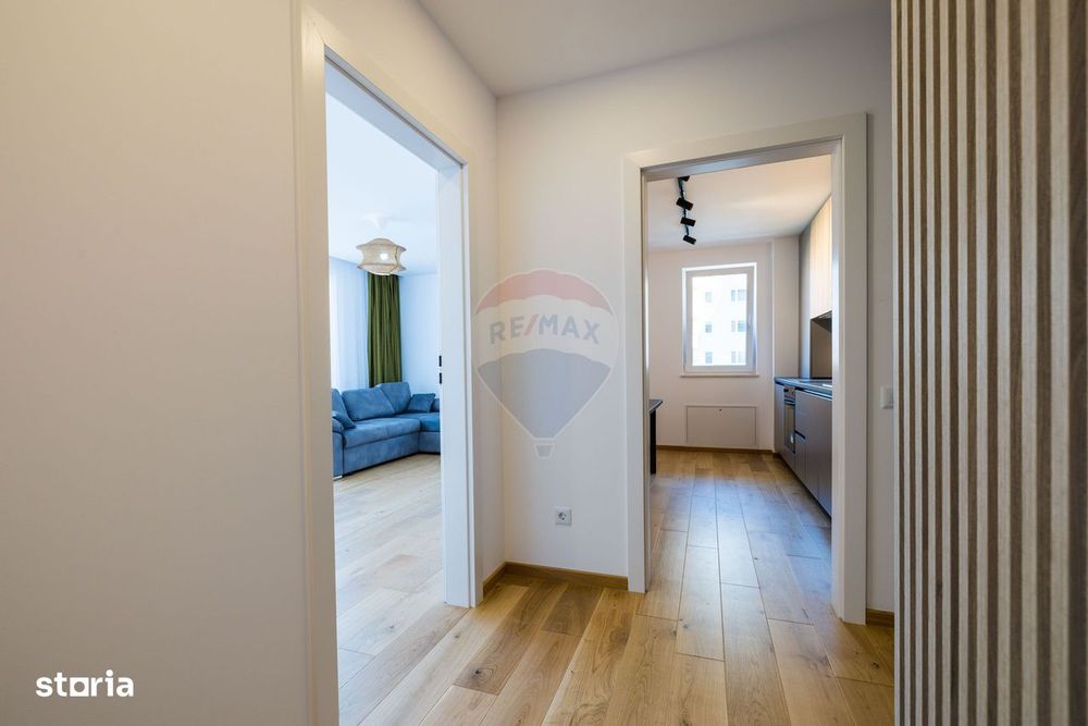 Apartament 2 camere în Urban Plaza. Vedere spre parc. Mobilat complet.