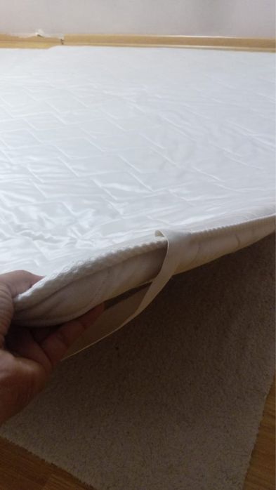 Самокат, гитара, матрас