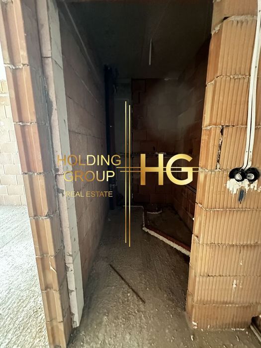 Продава се Двустаен апартамент в Варна, Младост 1 - 57 кв.м за 1667 €/кв.м - Снимка #4