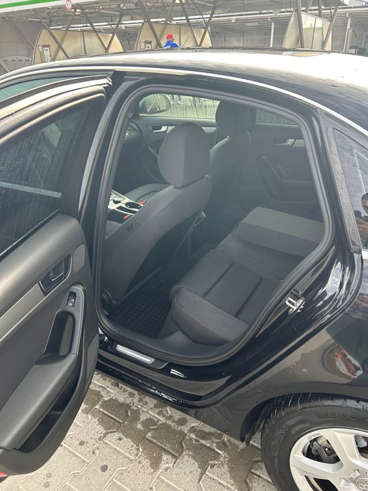 Audi A4 2009 diesel, 5.150 € — imagine 3