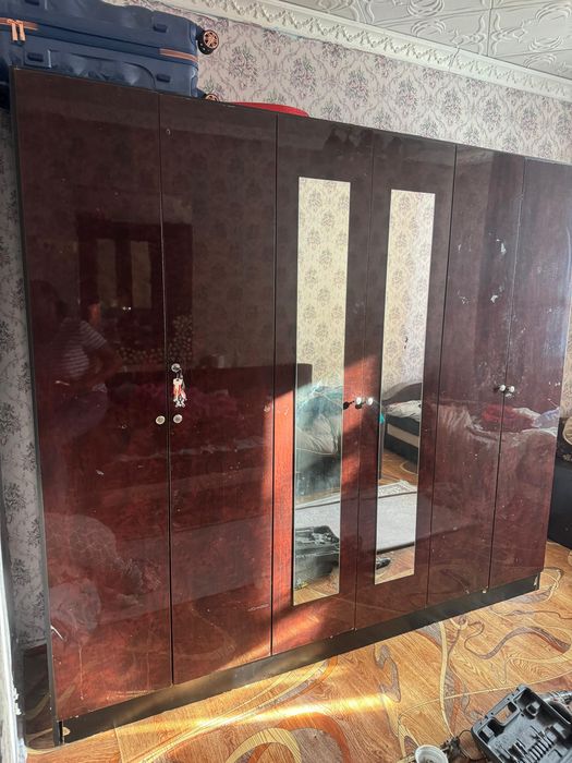 Продам шкаф
