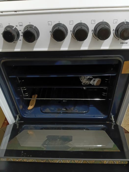 Газ плита в хорошем состоянии