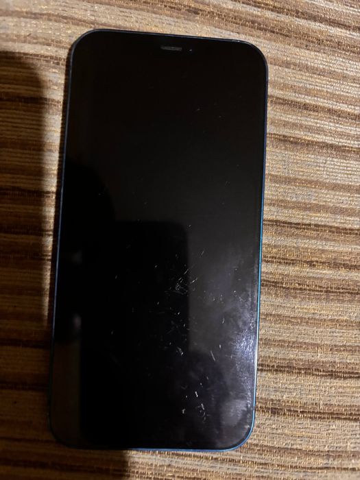 iPhone 12 синий цвет