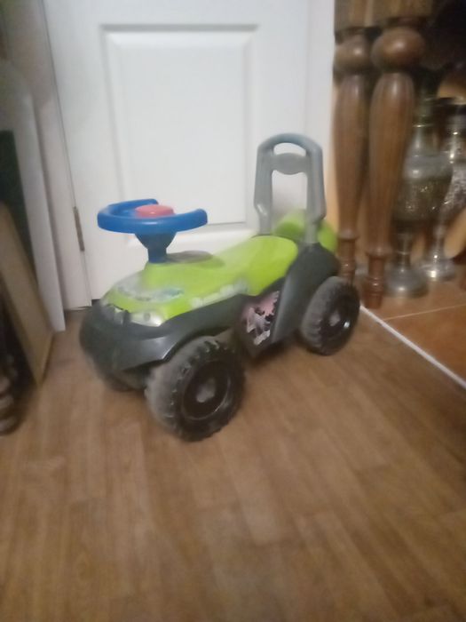 Машина для детей.  Выбираем