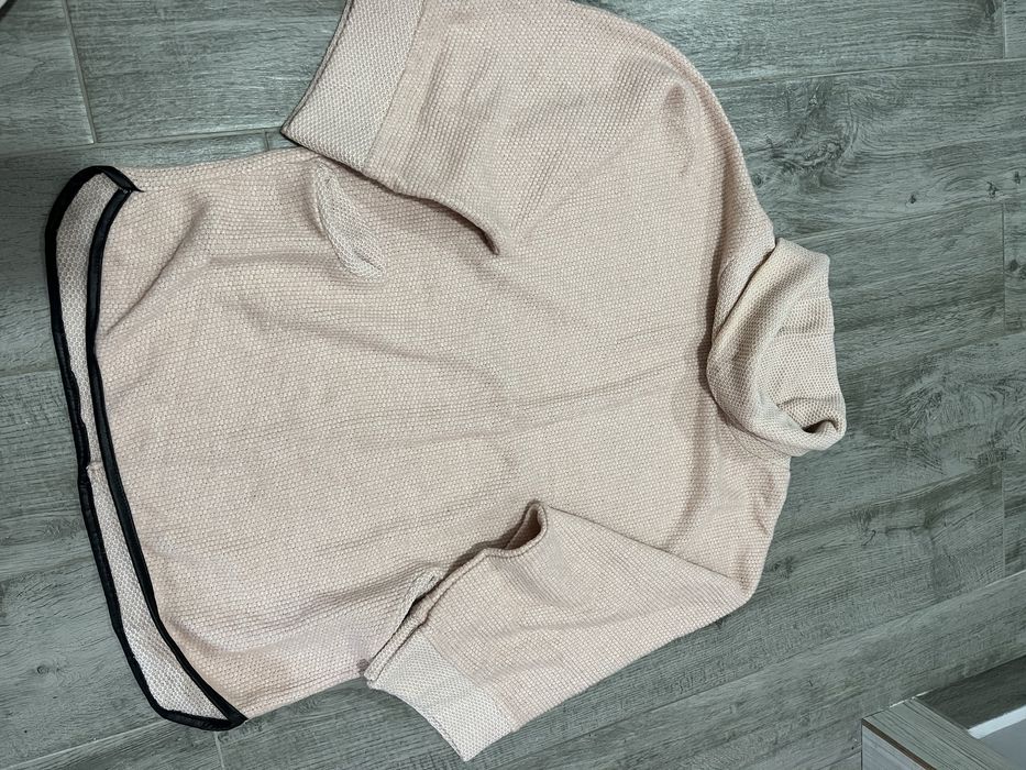 Различни видове пуловери