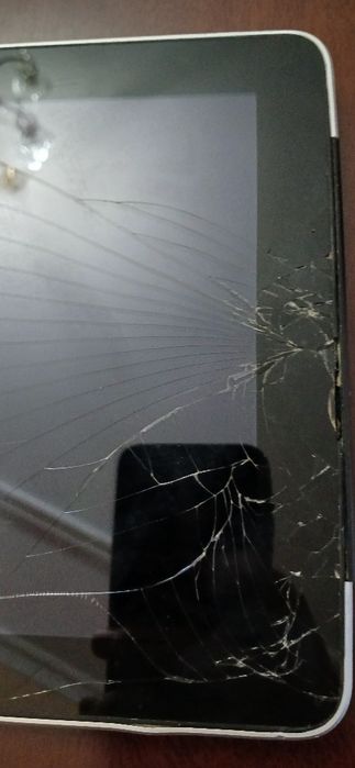 Полдаю ipad нерабочий