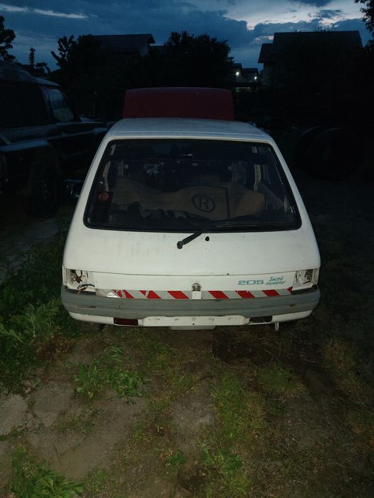 Peugeot 205 pentru piese