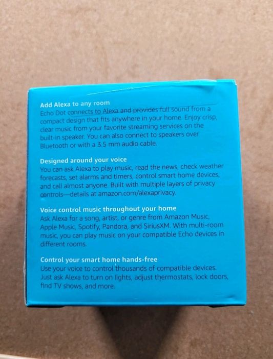 Умная колонка Amazon Echo Dot (3-е поколение)