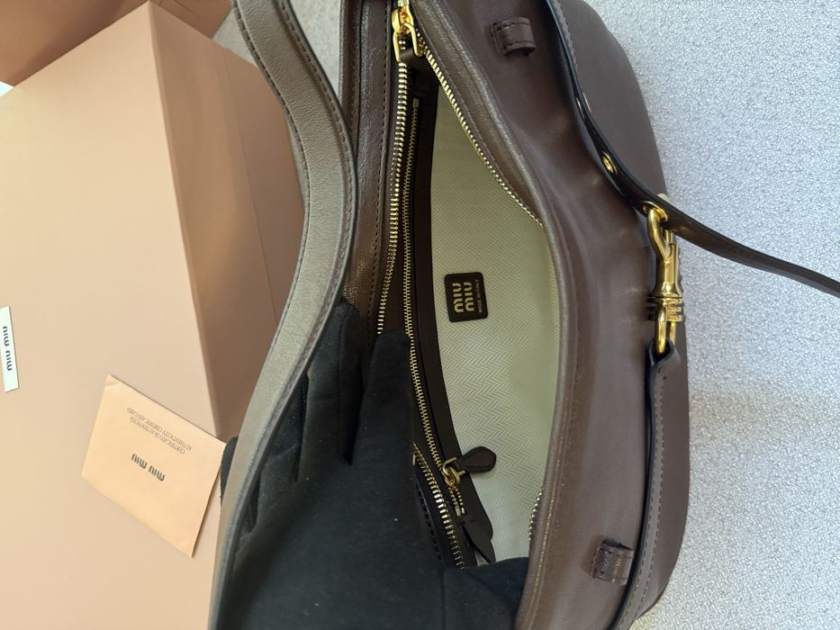 Продам сумку от Миу Миу новинка