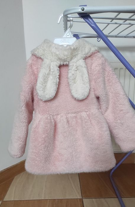 Blanita roz fetita  4 ani