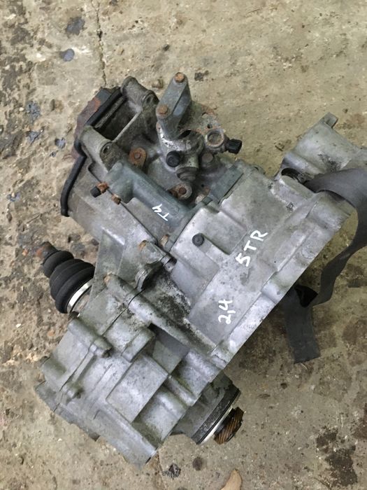 Cutie de viteze VW T4 2.4D. 5trepte. Cod cutie CRN