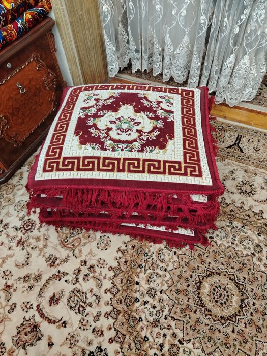 Par yostiq sotiladi yengi